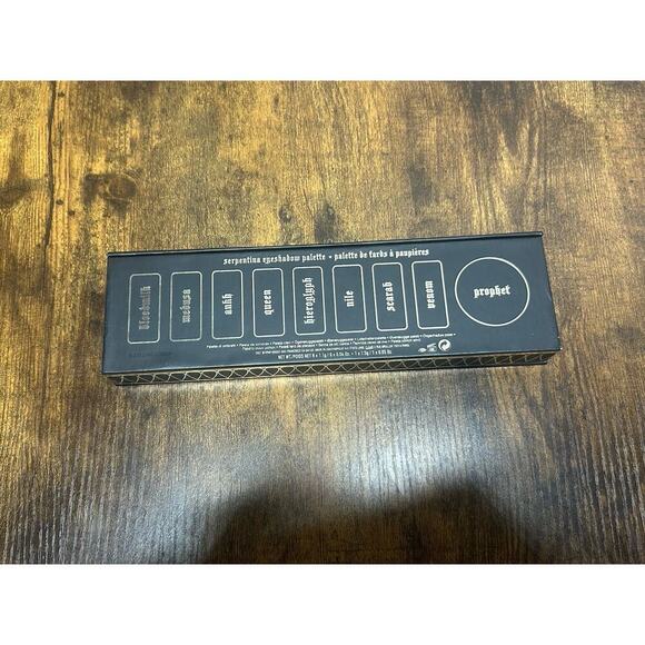 Serpentina Eyeshadow Palette For Crafts Paint Art Artist Discontinued KVD - Picture 5 of 5